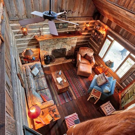Log Cabin At Old Glory Ranch Villa Wimberley Exterior photo