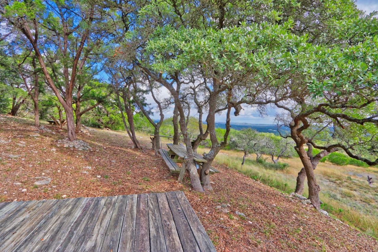 Log Cabin At Old Glory Ranch Villa Wimberley Exterior photo