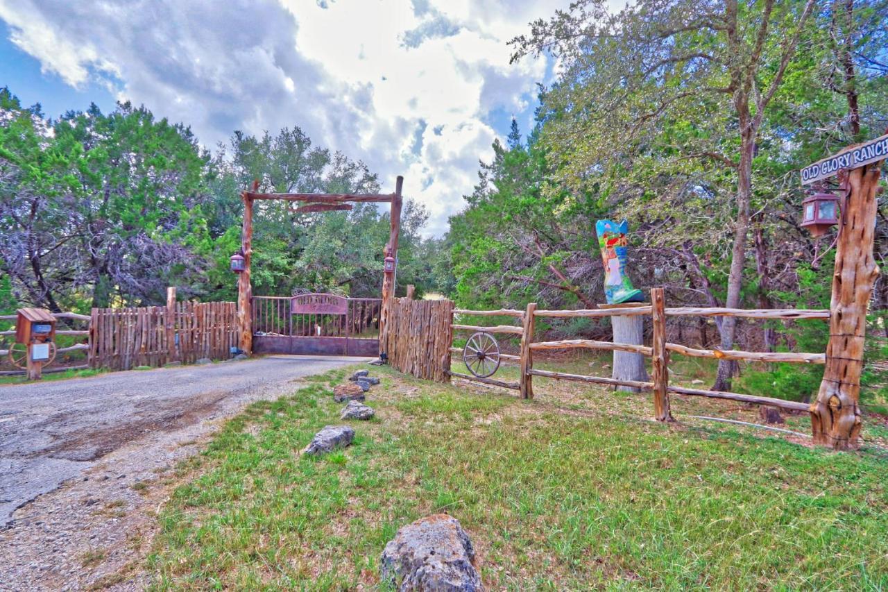 Log Cabin At Old Glory Ranch Villa Wimberley Exterior photo